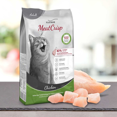 MeatCrisp Adult Chicken macskaeledel felnőtt macskáknak 3 kg