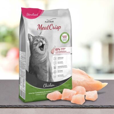 MeatCrisp Adult Chicken macskaeledel ivartalanított macskáknak 3 kg